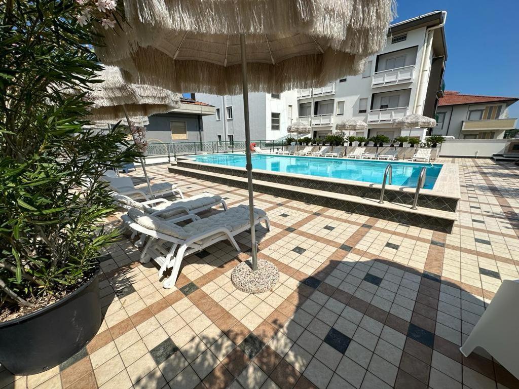 Hotel Costa Verde Pineto Exterior photo